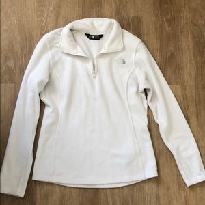 White North Face 1/4 Pullover